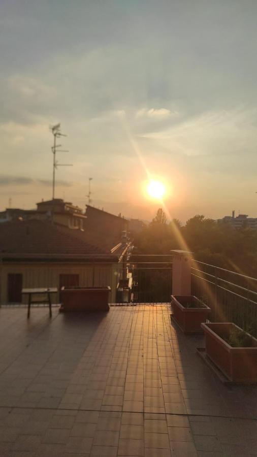 Camere In Appartamento Condiviso Vista San Luca Bologna Exteriör bild