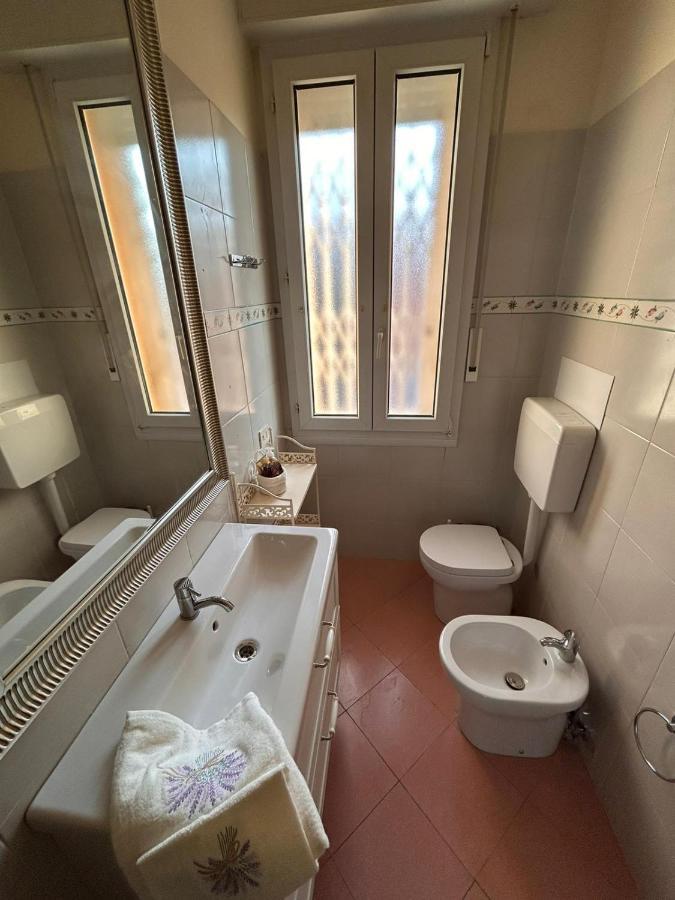 Camere In Appartamento Condiviso Vista San Luca Bologna Exteriör bild