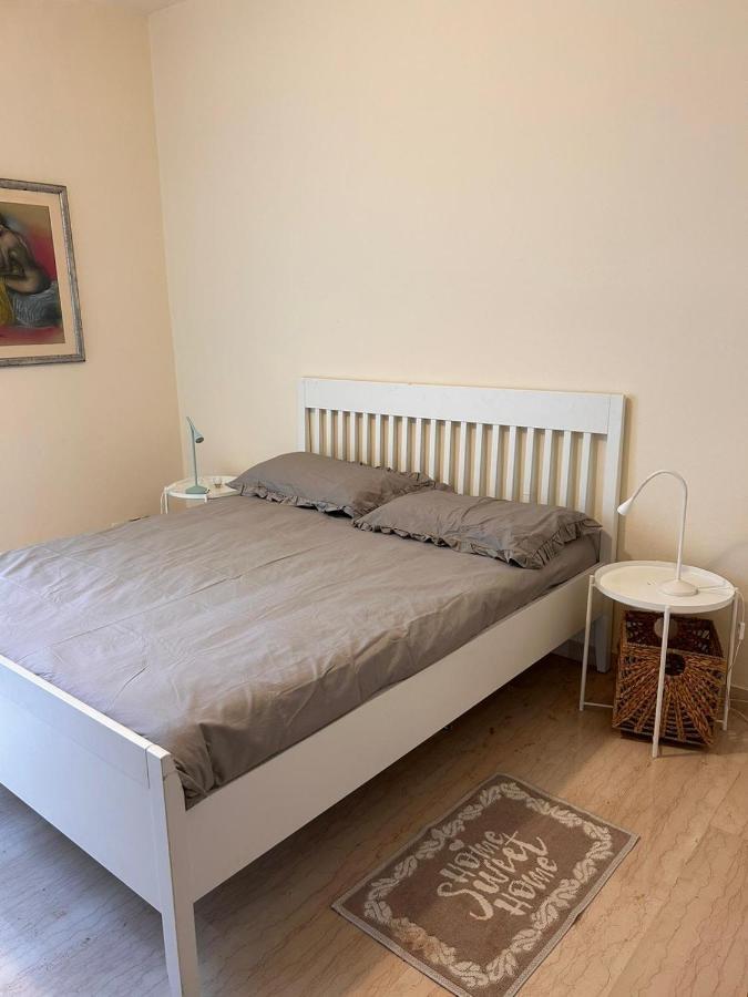 Camere In Appartamento Condiviso Vista San Luca Bologna Exteriör bild