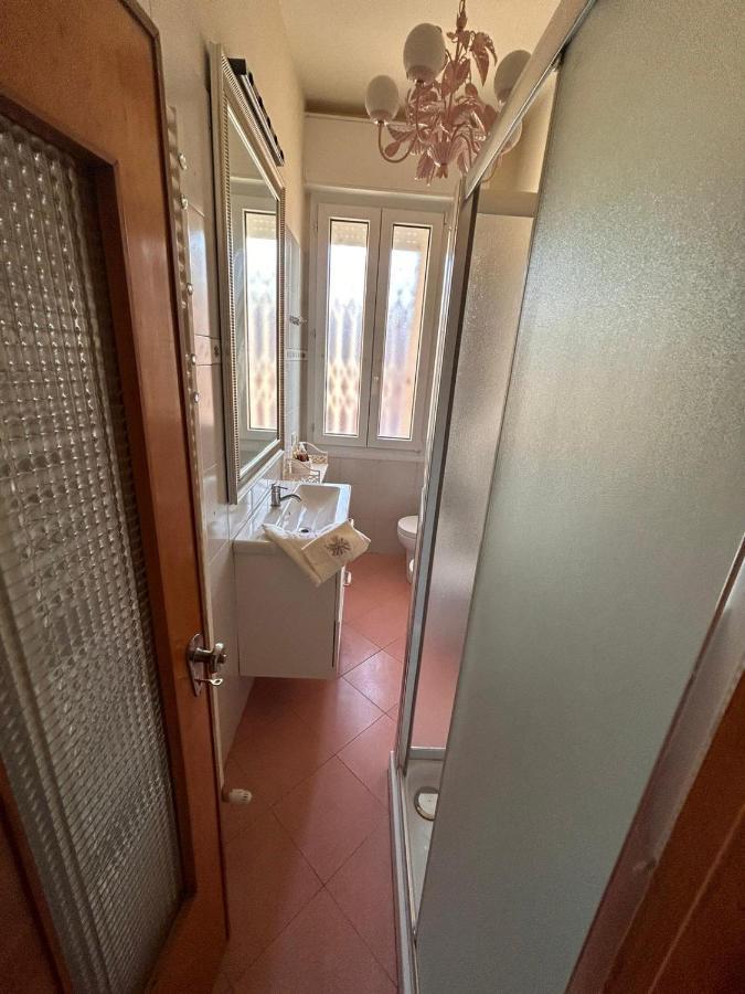 Camere In Appartamento Condiviso Vista San Luca Bologna Exteriör bild